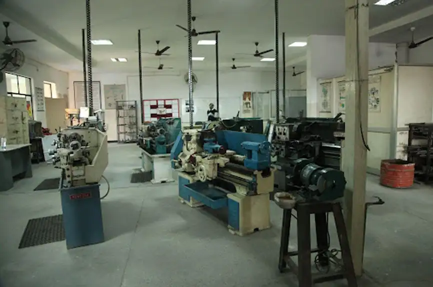 Mechanical Workshops Tools Setup